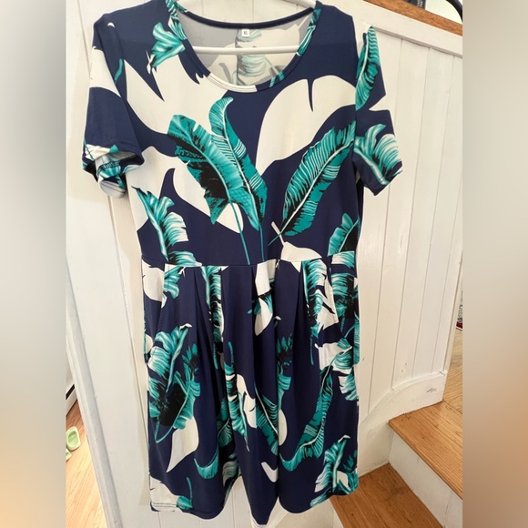 Lot of 3 LulaRoe XL dresses - Picture 3 of 6
